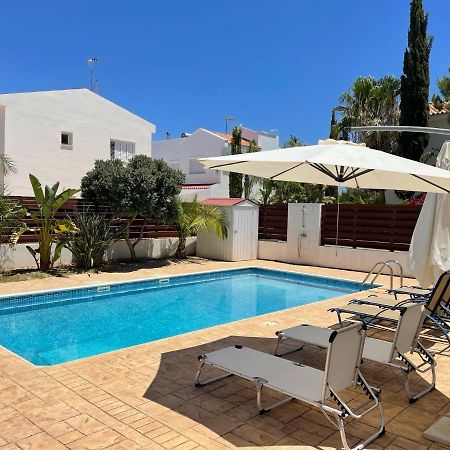 Sol y Mar Malama Villa Paralimni Bagian luar foto