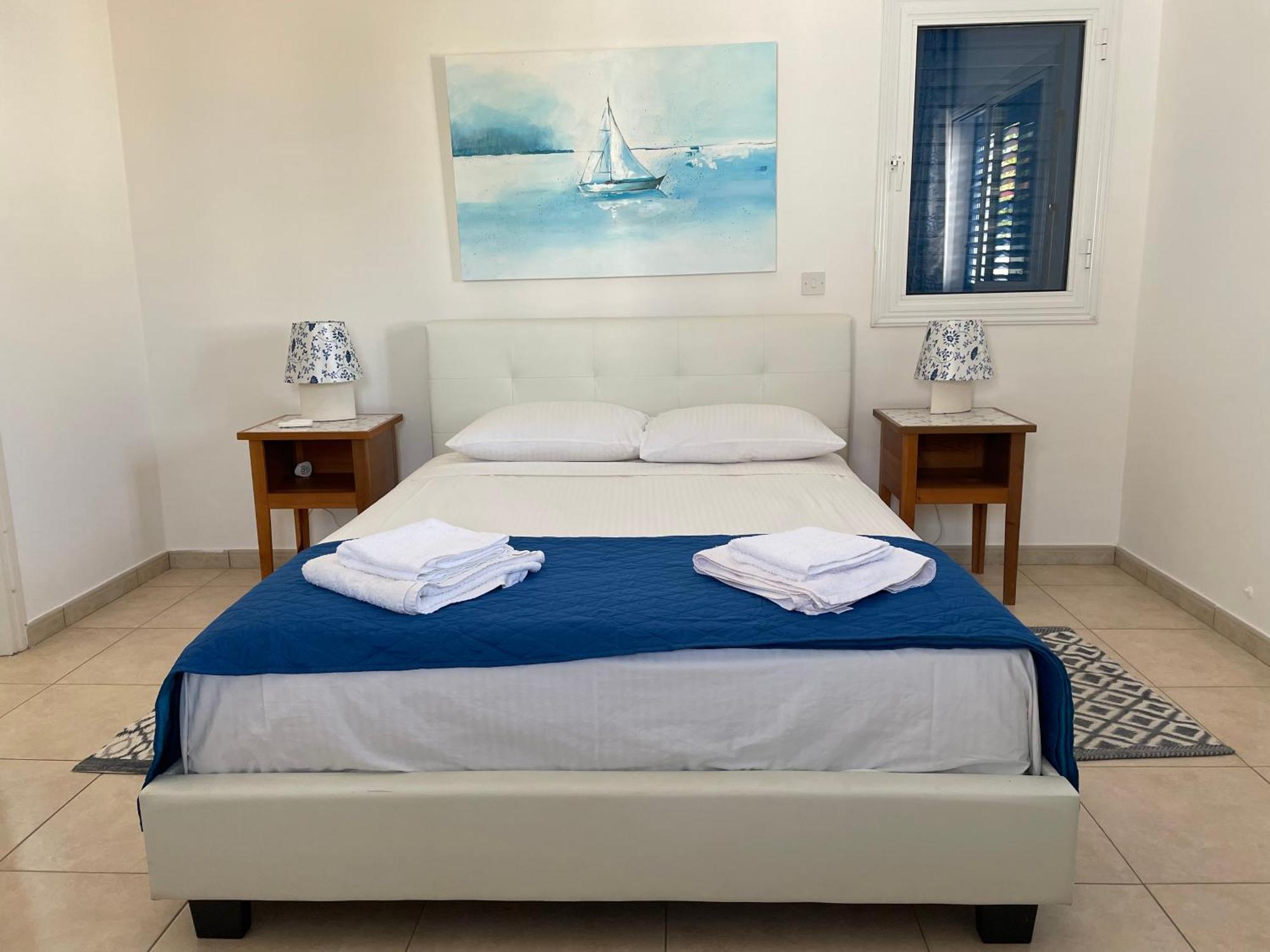 Sol y Mar Malama Villa Paralimni Bagian luar foto